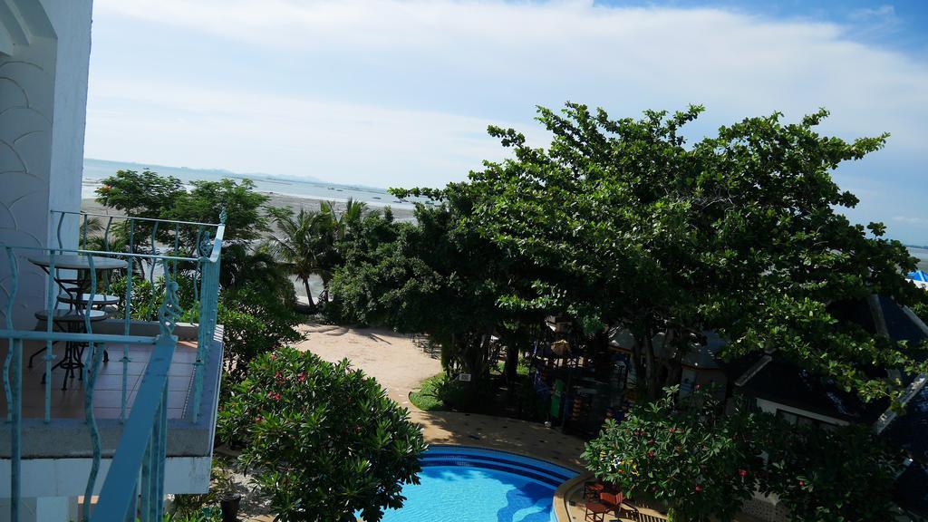 Naklua Beach Resort Pattaja Kültér fotó